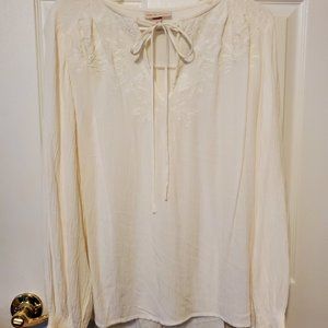 Knox Rose Lightweight Cream Blouse